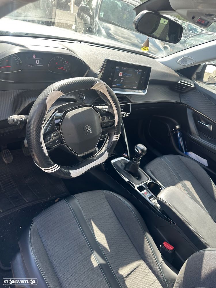 Peugeot 2008 1.2 PureTech Allure - 5