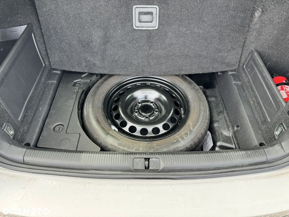 Volkswagen Passat Alltrack - 37