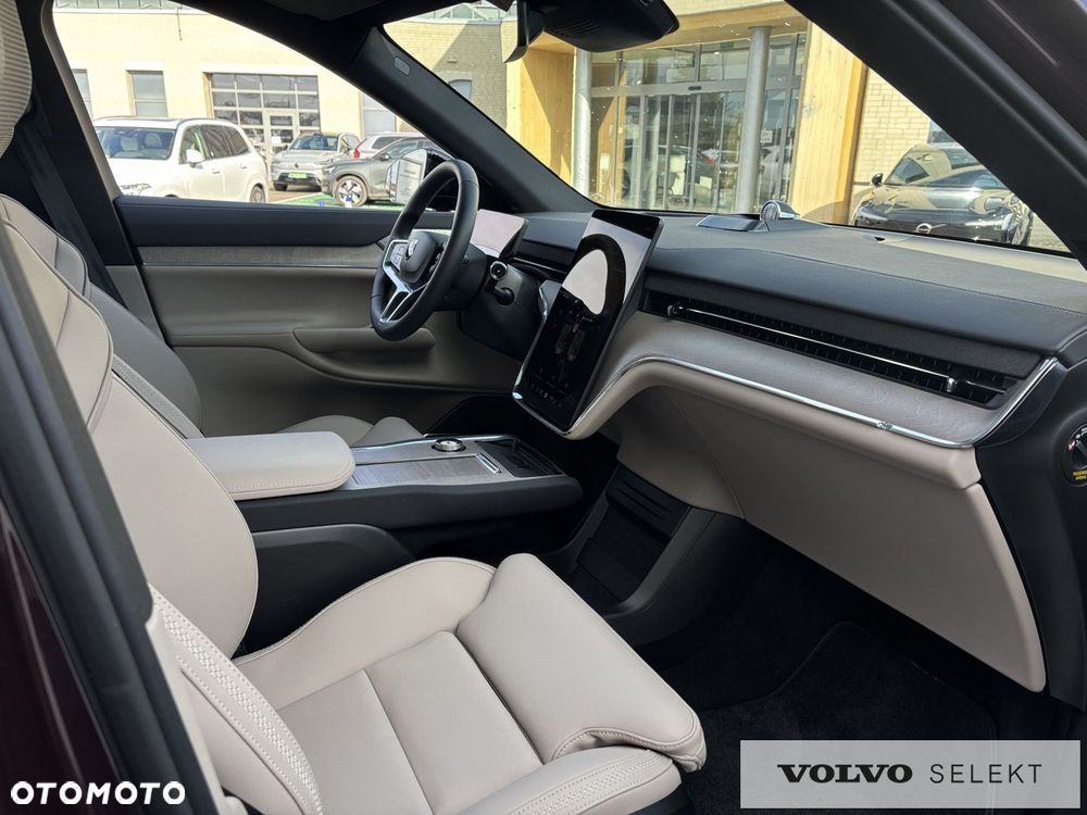 Volvo EX90 - 12