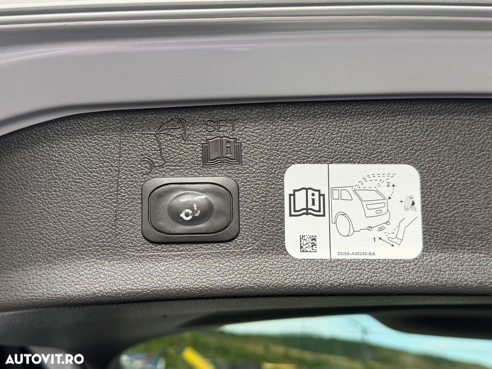 Ford Kuga - 21