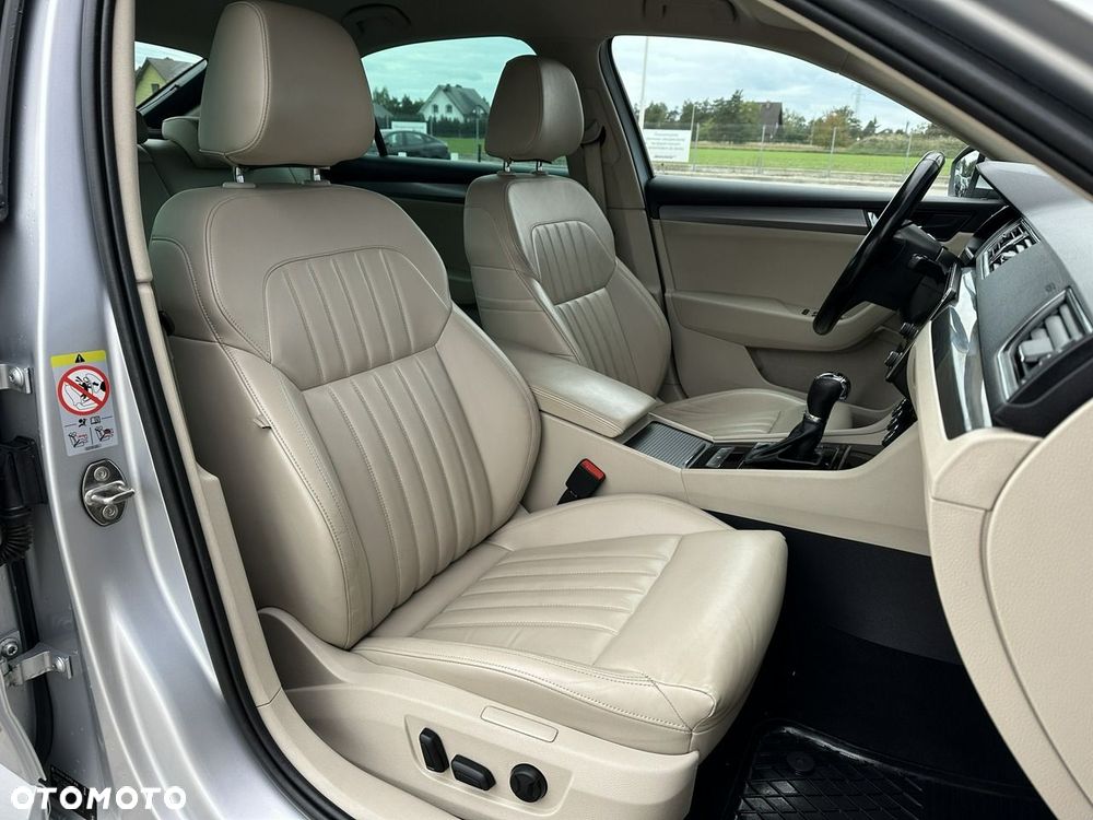 Skoda Superb 2.0 TDI 4x4 DSG Style - 21