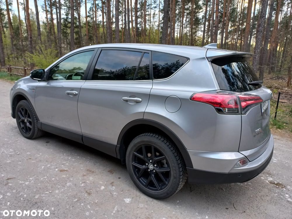 Toyota RAV4 Hybrid Premium 4x2 - 10
