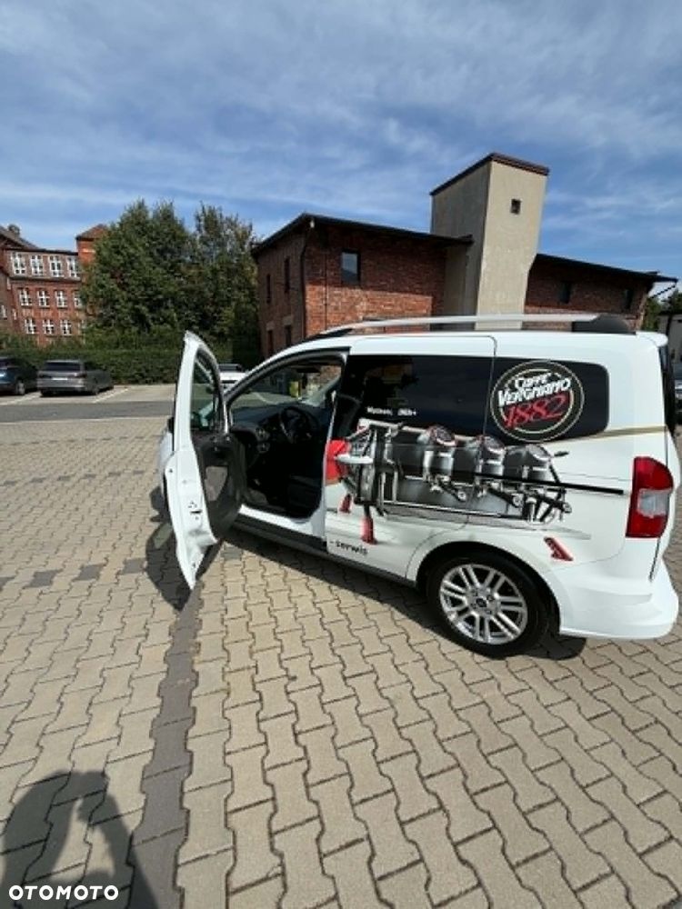 Ford Tourneo Courier 1.0 EcoBoost Titanium - 2