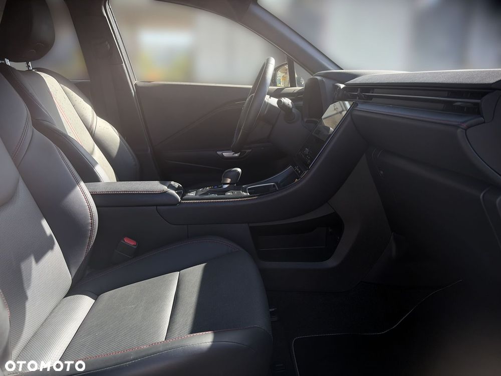Lexus LBX 1.5 Hybrid Emotion - 8