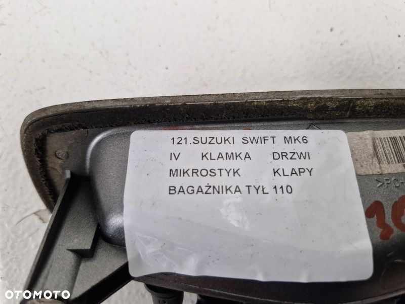 SUZUKI SWIFT MK6 IV 4 KLAMKA RĄCZKA MIKROSTYK KLAPY BAGAŻNIKA TYŁ TYLNA - 7