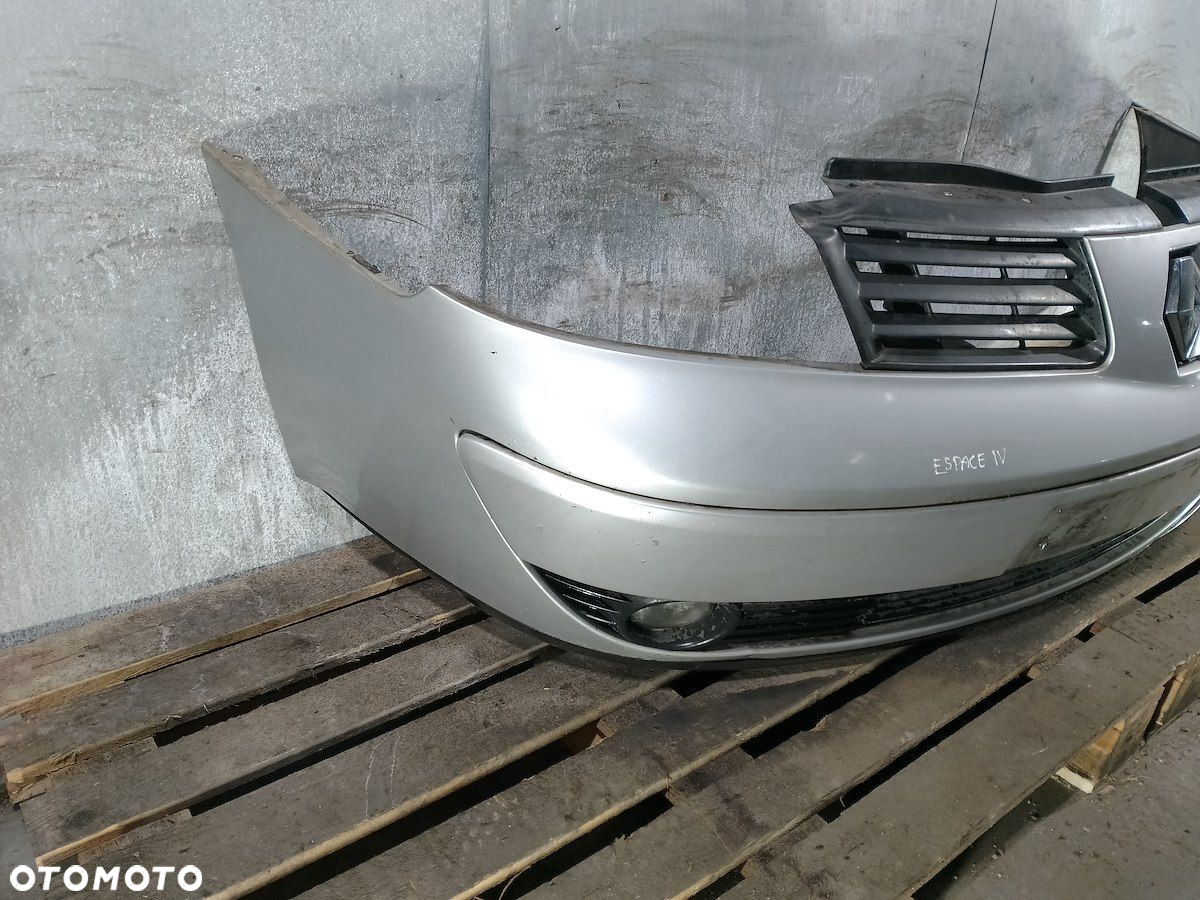 ZDERZAK PRZÓD RENAULT ESPACE IV ( 03-14 ) 1.9 DCI - 10