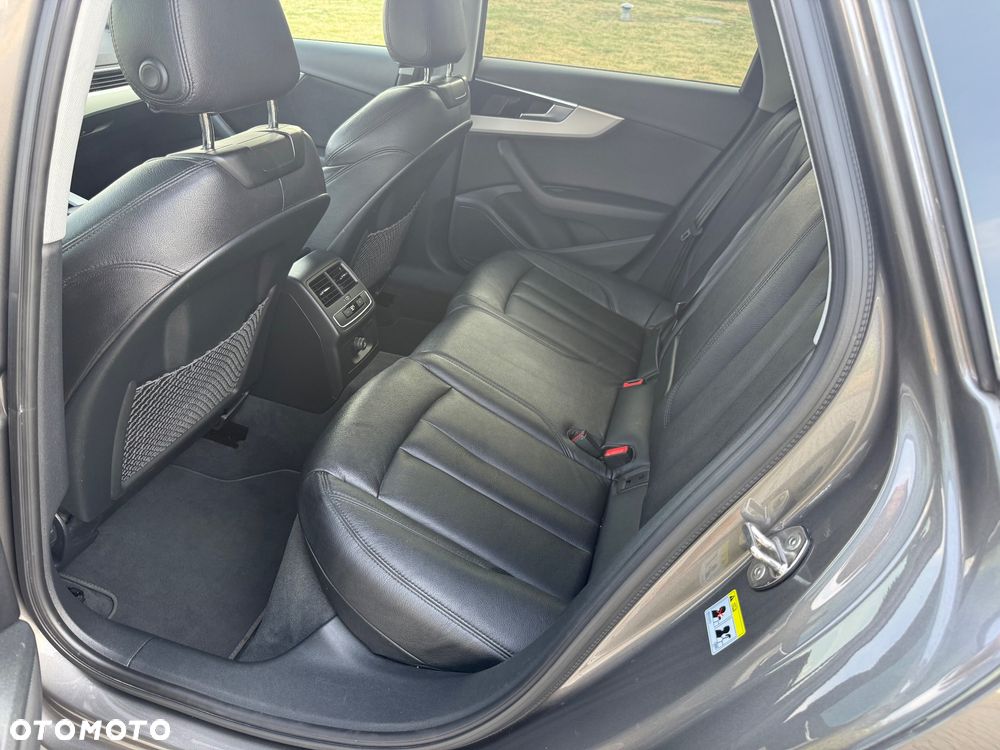 Audi A4 Avant 35 TFSI S tronic design - 22