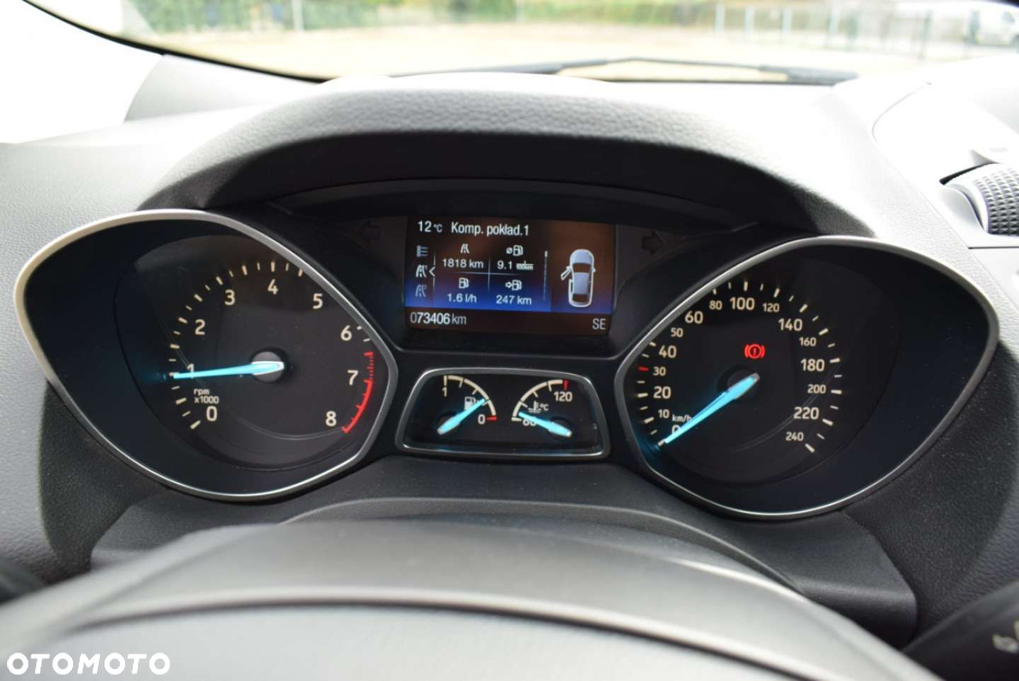 Ford Kuga - 32