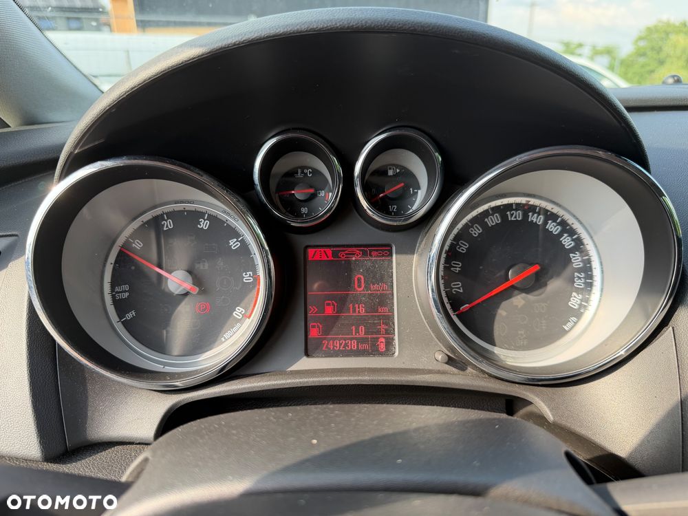 Opel Astra 1.6 CDTI Executive - 19