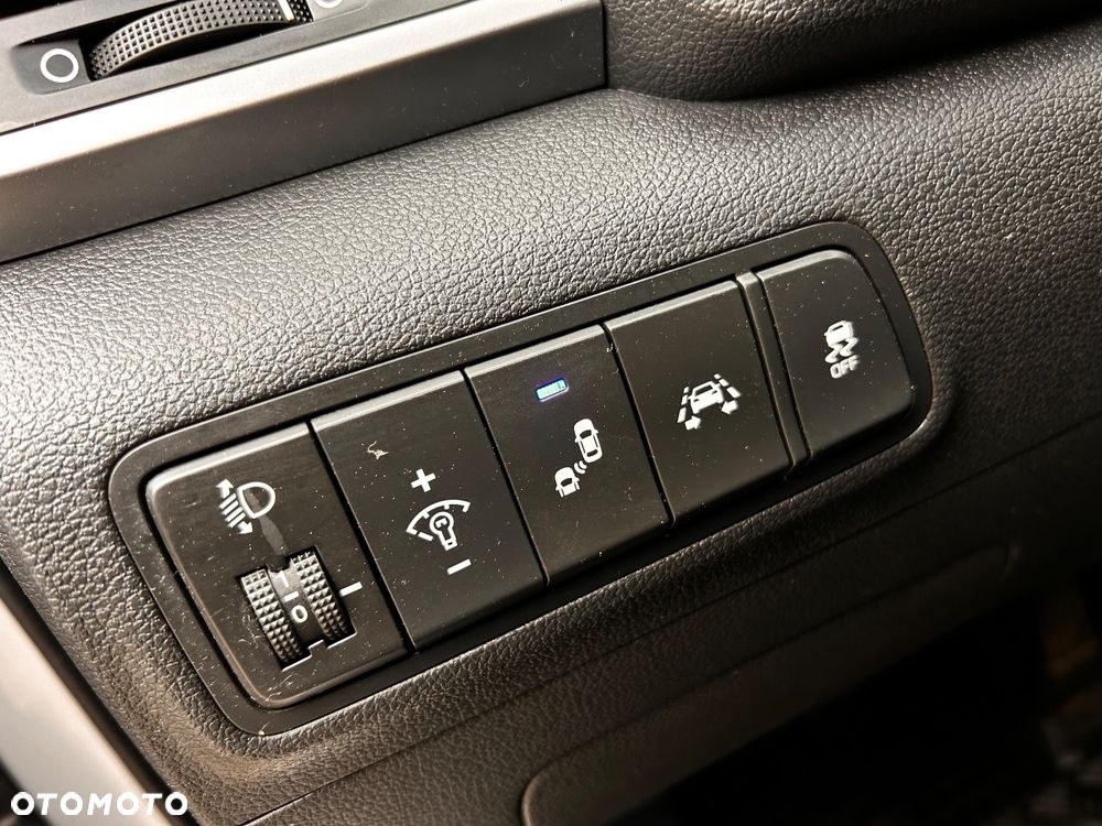 Hyundai Tucson 1.6 Turbo 2WD Navi - 30