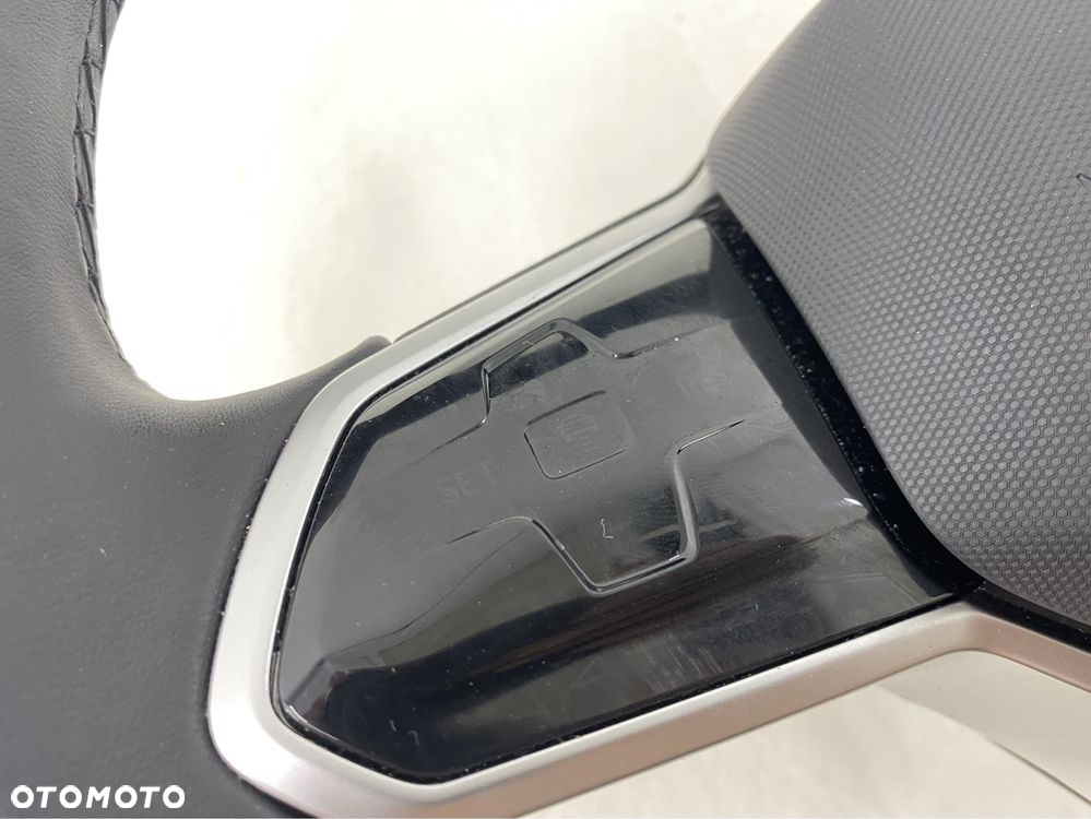 VW CR7 Touareg III kierownica czarnaskóra szaranić łopatki dotyk acc - 3