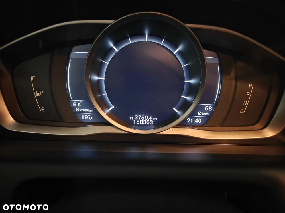 Volvo XC 60 - 18