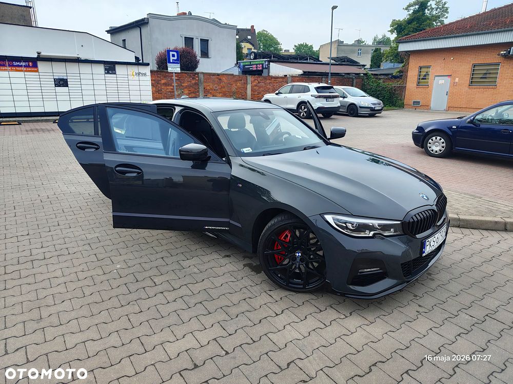 BMW Seria 3 330i xDrive M Sport sport - 4
