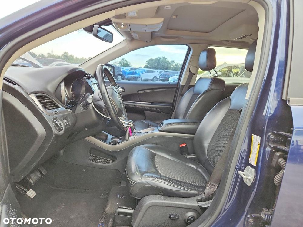 Dodge Journey - 8