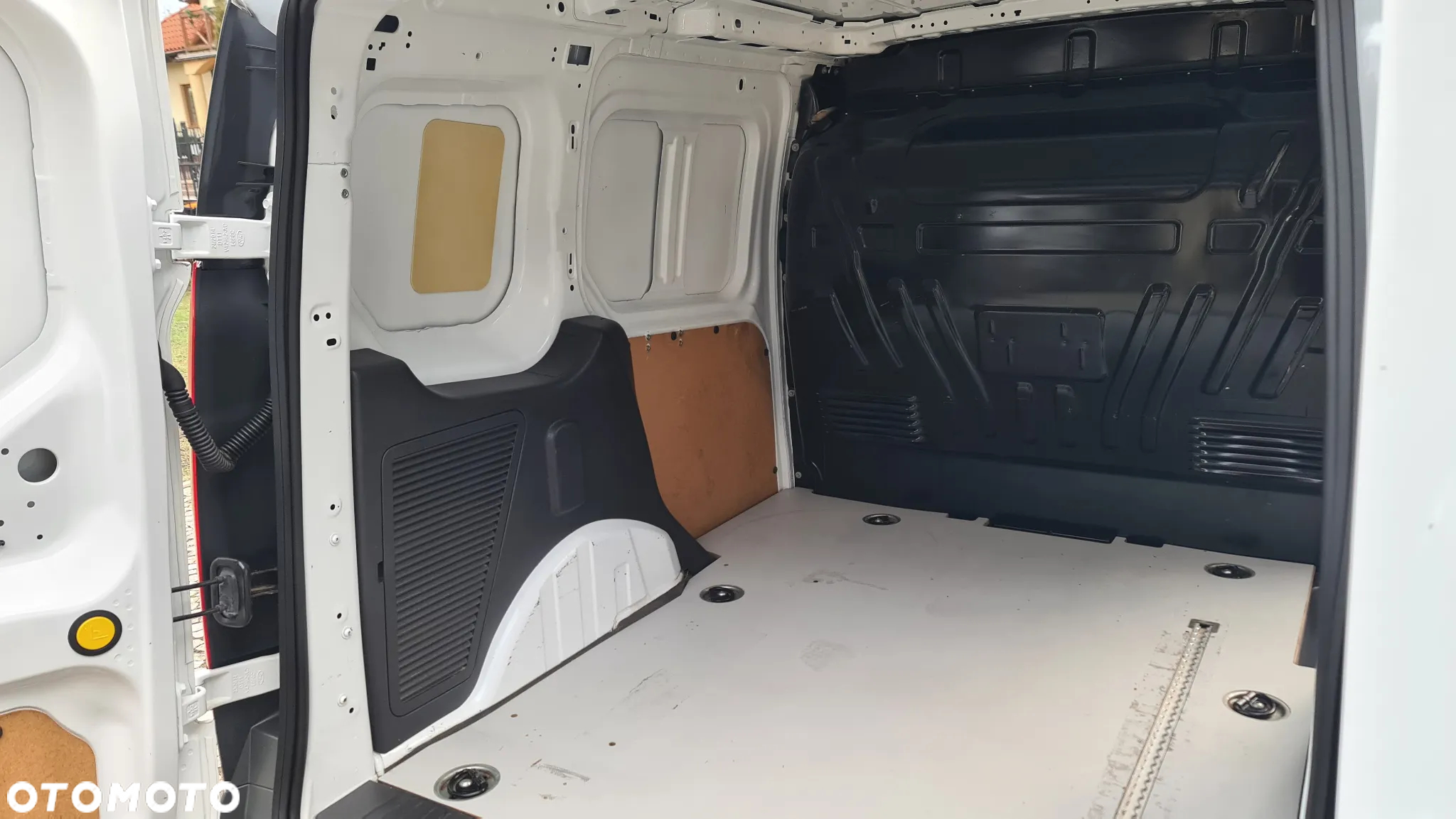 Ford TRANSIT CONNECT KLIMATYZACJA WEBASTO HAK PIĘKNY - 26