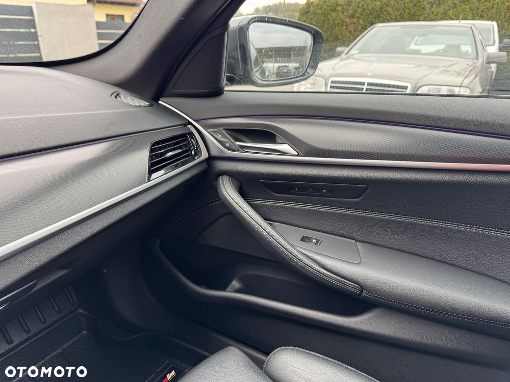 BMW Seria 5 530d xDrive mHEV M Sport sport - 20