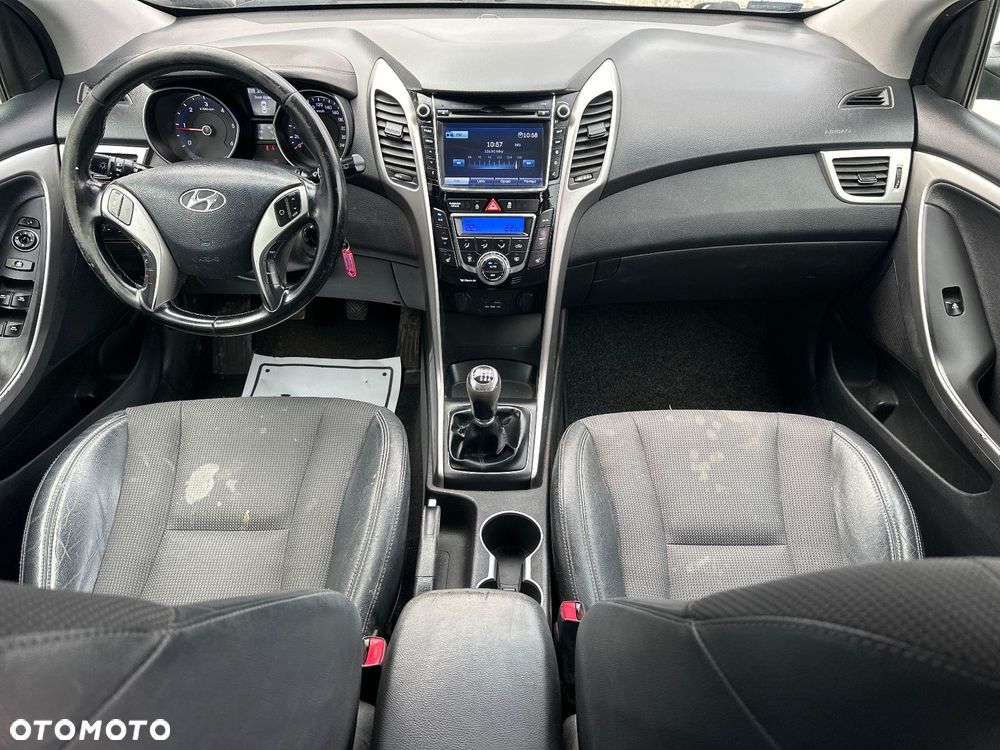 Hyundai i30 1.6 CRDi Comfort - 16