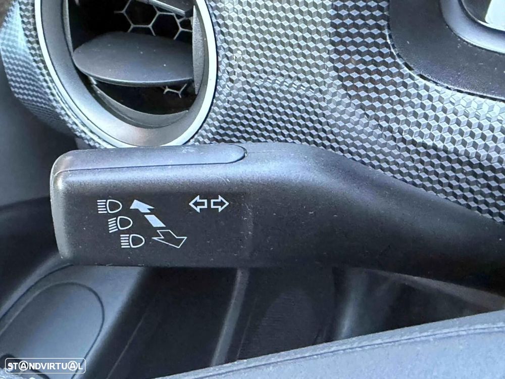 VW Up! 1.0 Move Auto - 36