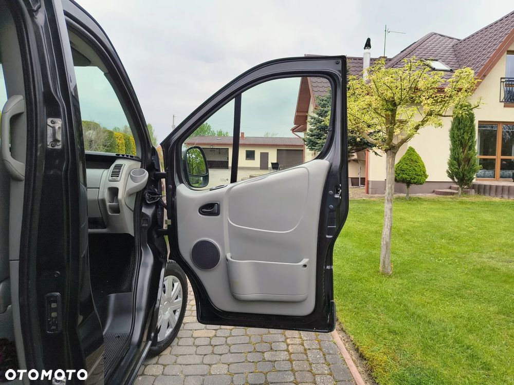Renault Trafic L1H1 Passenger Lux - 17