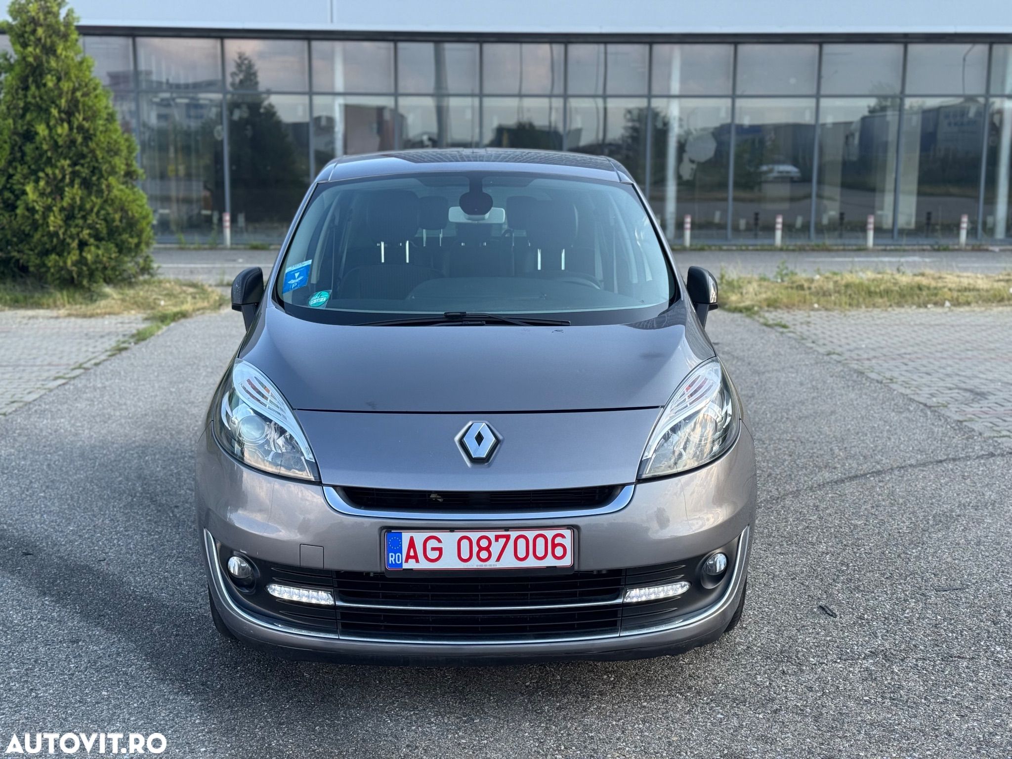 Renault Grand Scenic dCi 130 FAP Start & Stop Bose Edition - 1