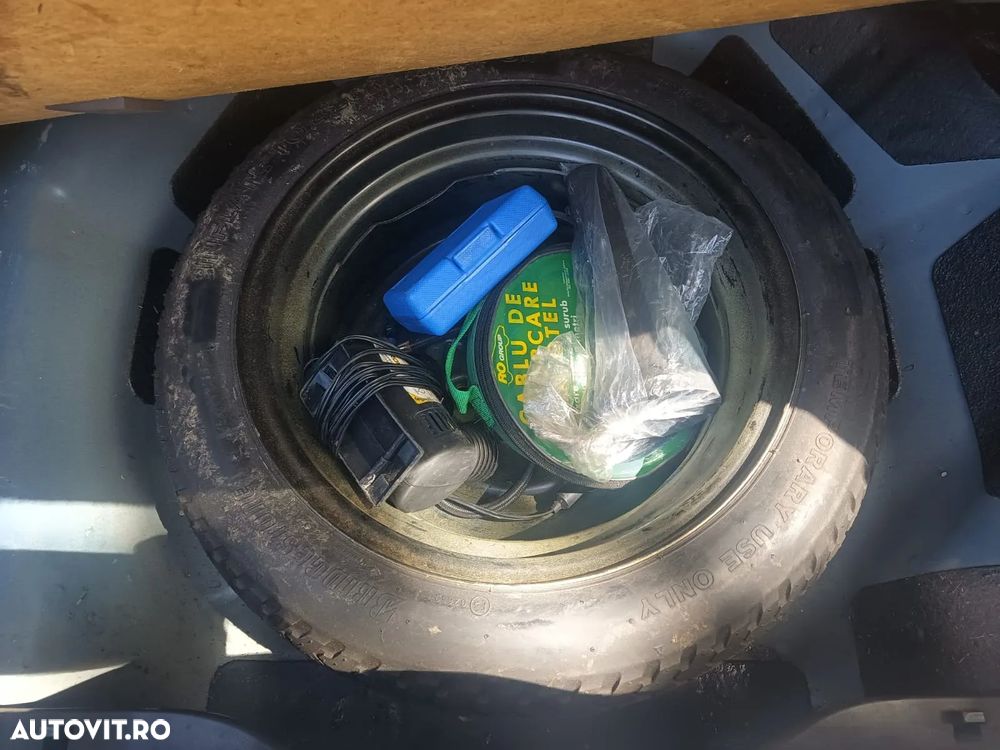 Honda Civic 1.6i Sport - 12