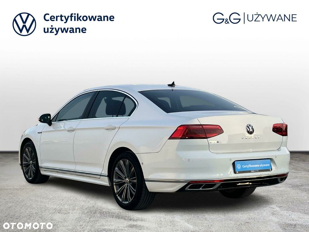 Volkswagen Passat 2.0 TDI 4Mot Elegance DSG - 3