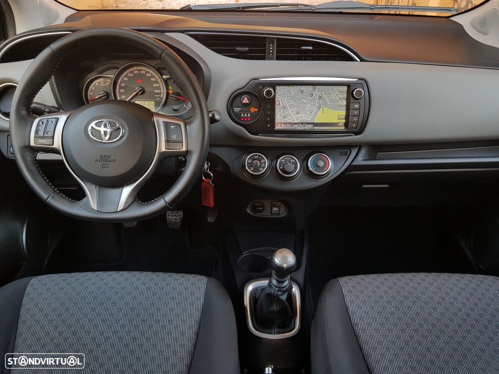 Toyota Yaris 1.4 D-4D Sport+Navi - 14