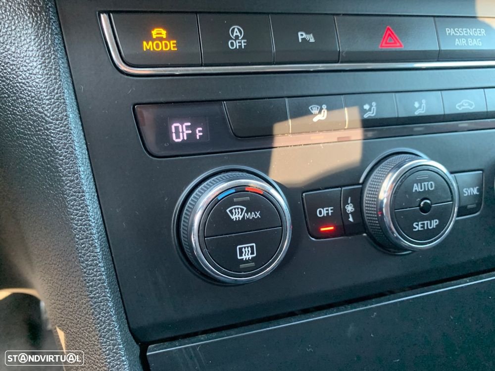 SEAT Leon 2.0 TDI FR S/S - 32