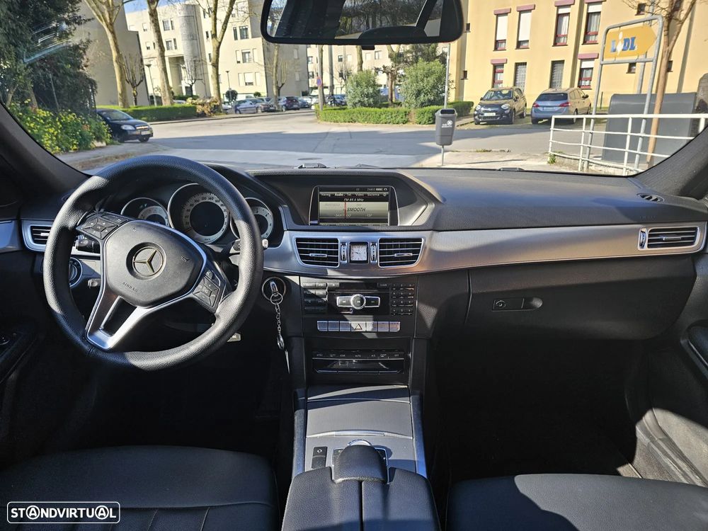 Mercedes-Benz E 220 CDI Auto Avantgarde - 26