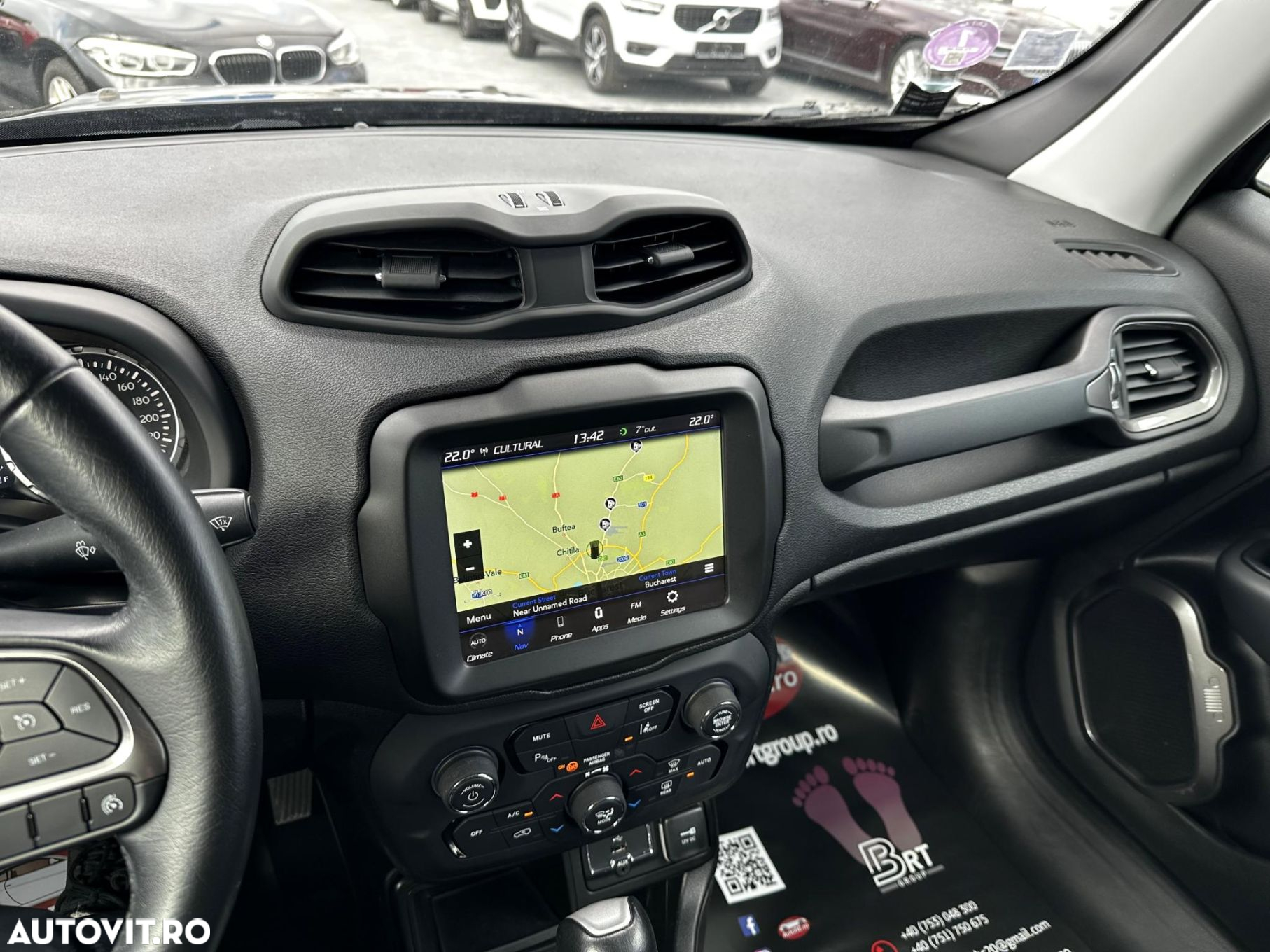 Jeep Renegade - 11