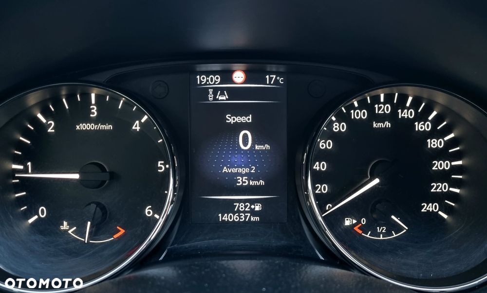 Nissan Qashqai 1.5 dCi Tekna - 9