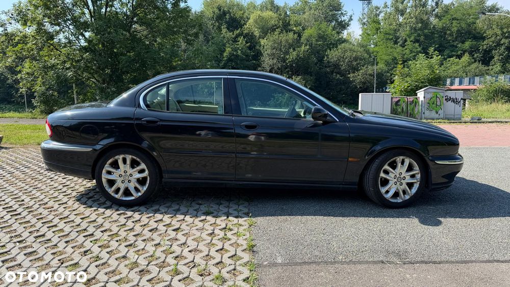 Jaguar X-Type 3.0 V6 4x4 Executive - 14