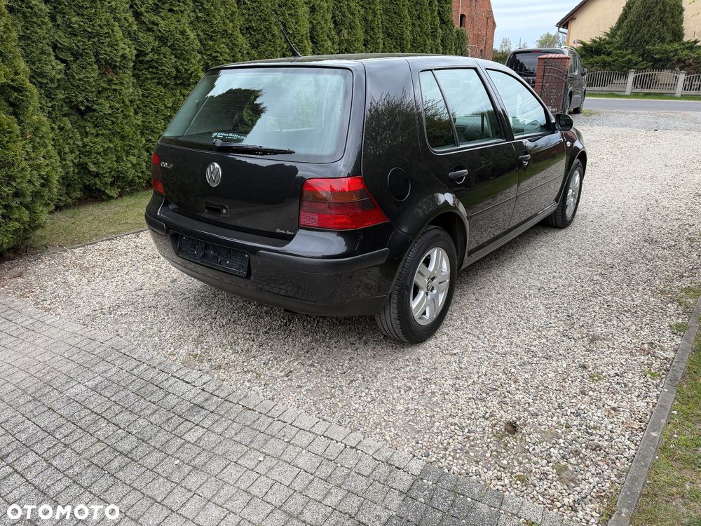 Volkswagen Golf - 3