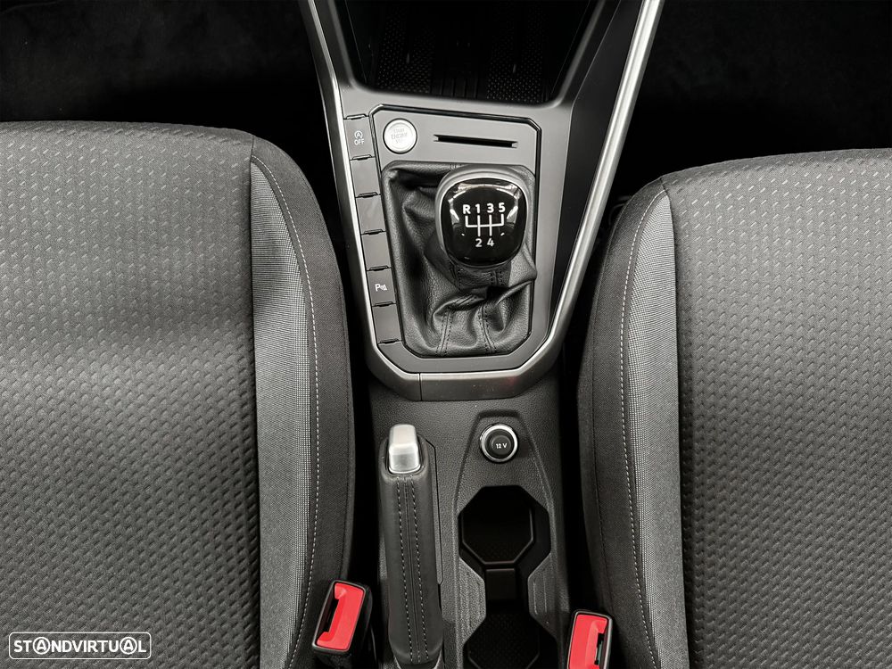 VW Taigo 1.0 TSI Urban - 11