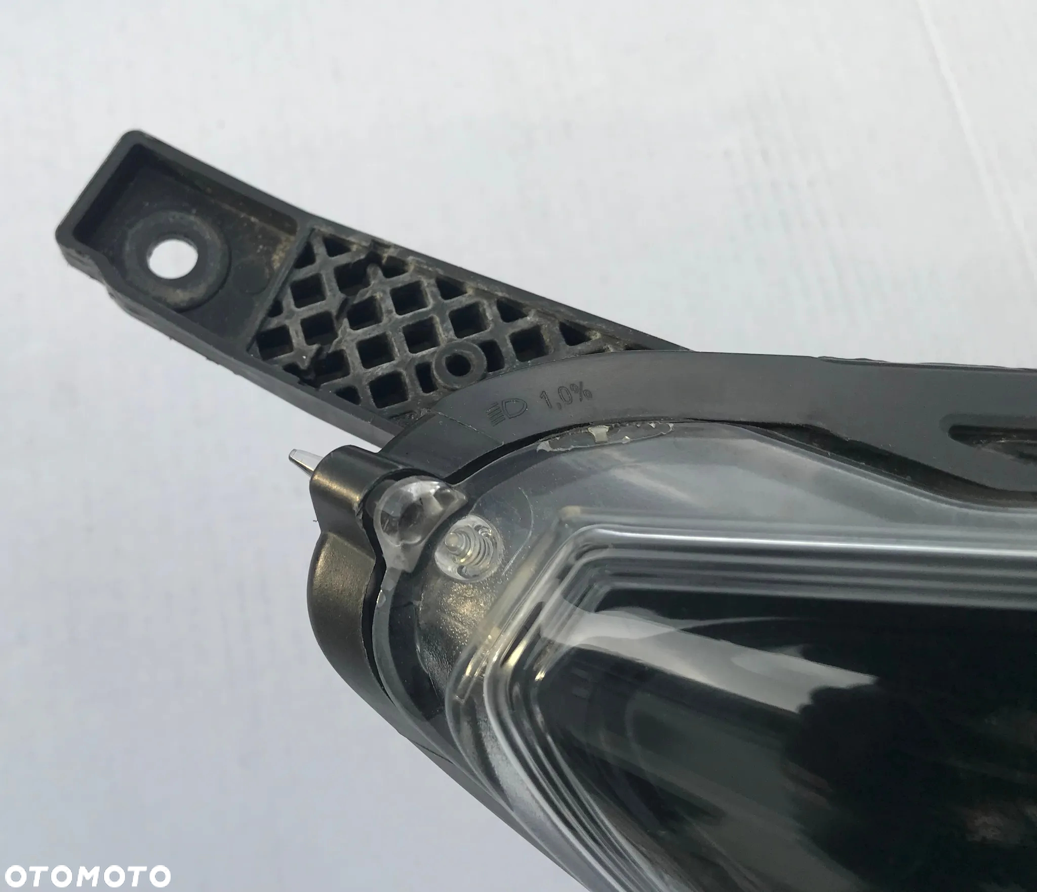 Opel Meriva B Lift reflektor prawy lampa przód 13372314 oryginał - 6