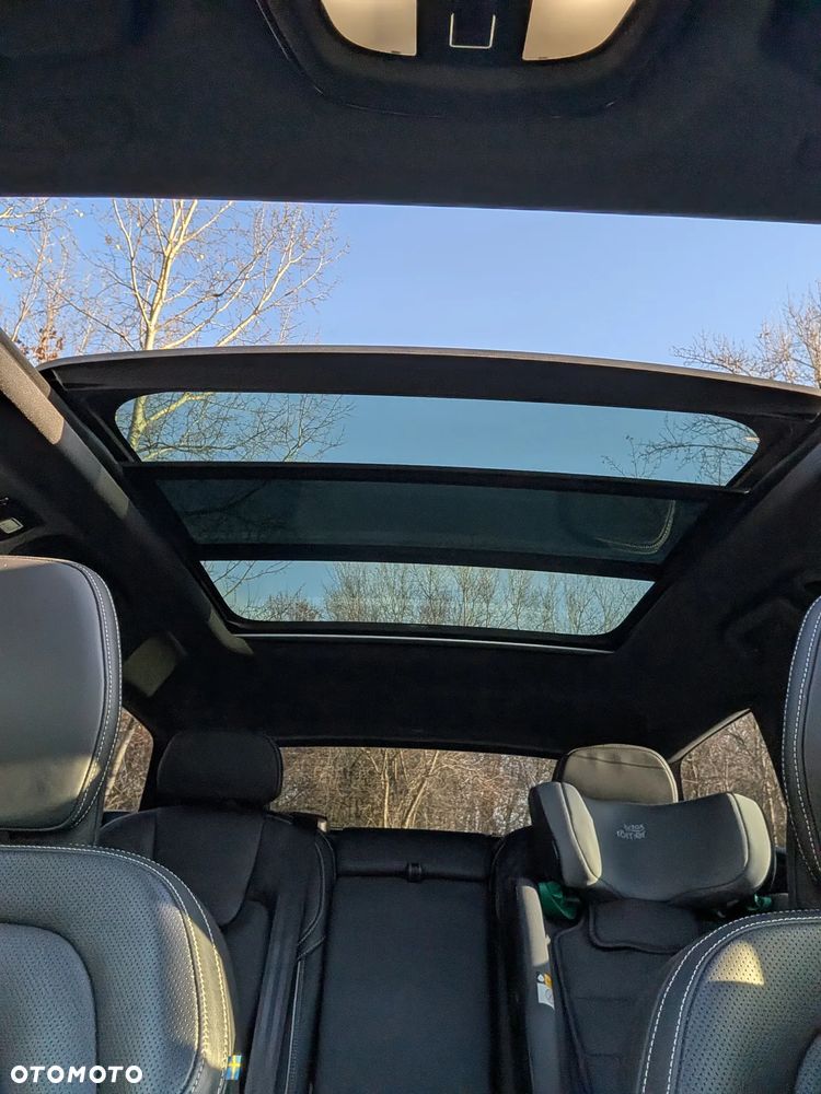 Volvo V90 Cross Country - 24