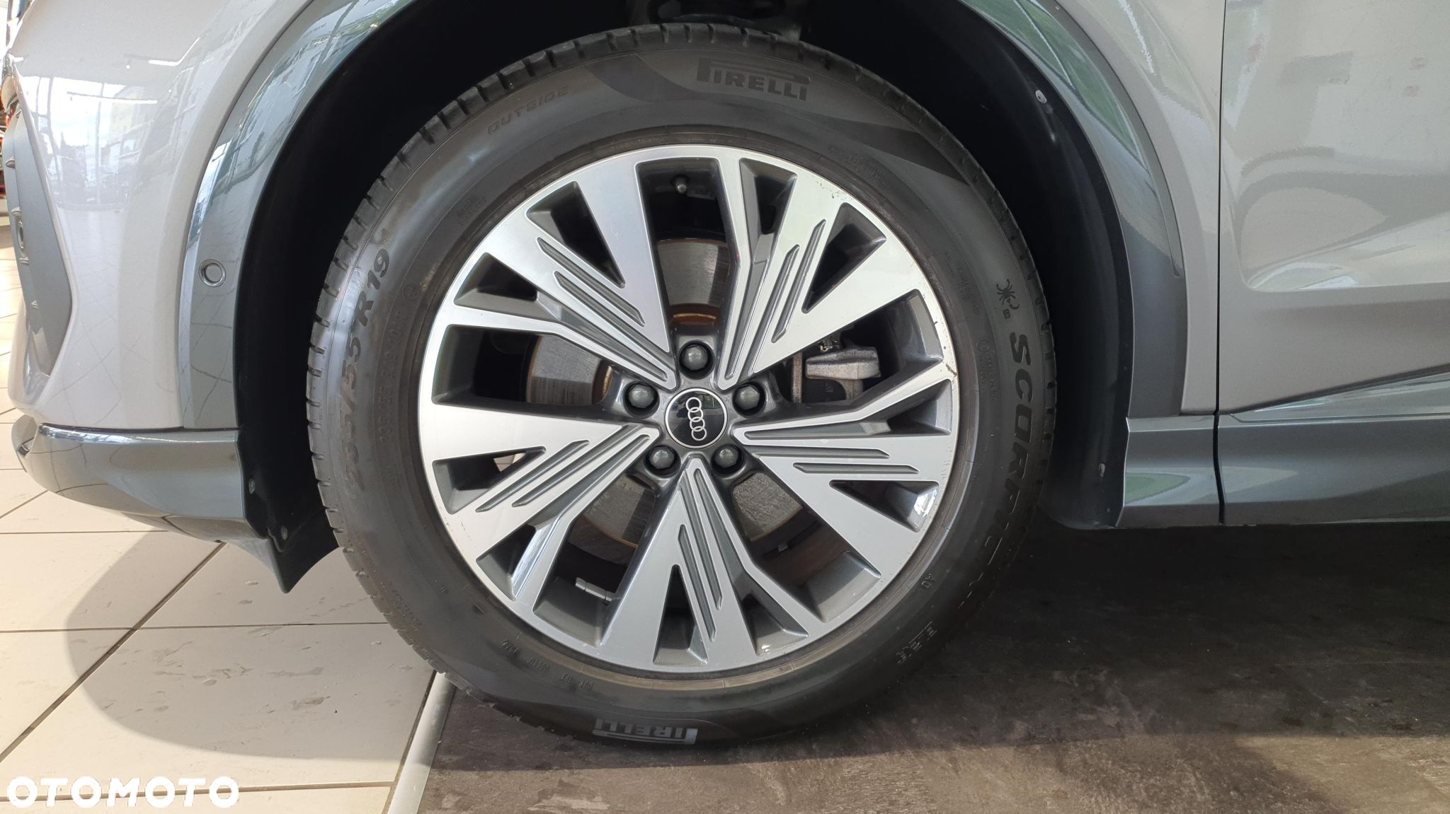 Audi Q4 e-tron - 18