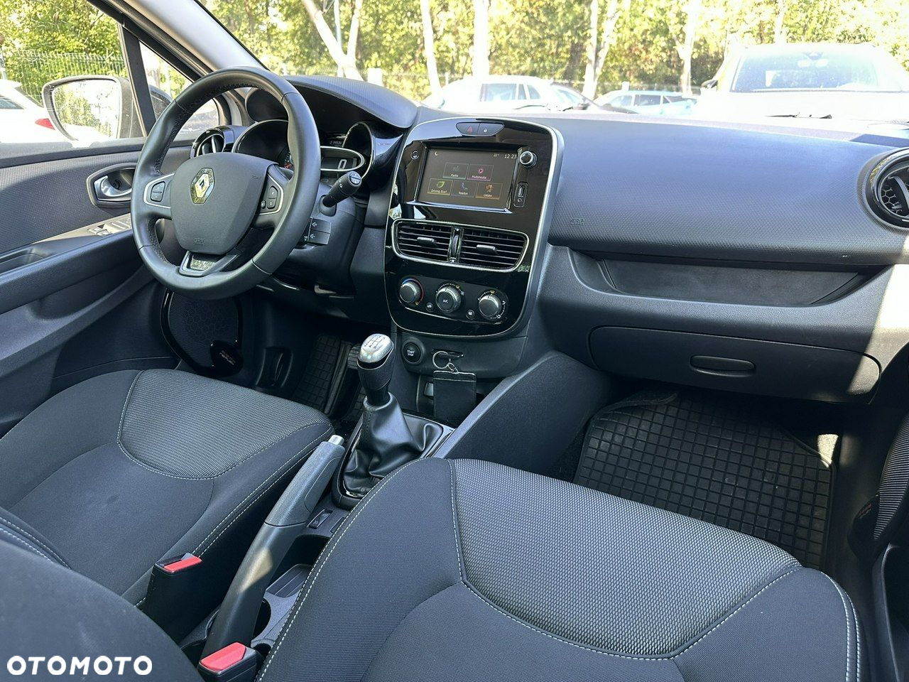 Renault Clio 0.9 Energy TCe Zen - 19