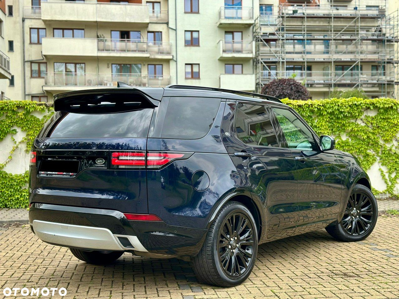 Land Rover Discovery 2.0 Si4 HSE Luxury - 17