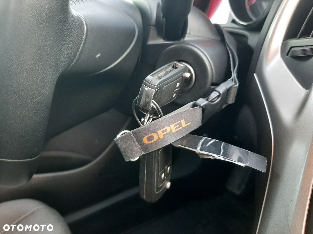 Opel Astra IV 1.4 T Cosmo S&S - 20