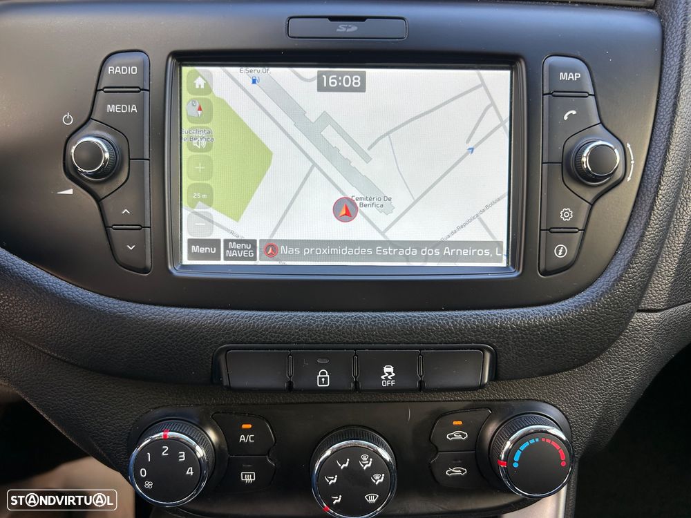 Kia Ceed - 4