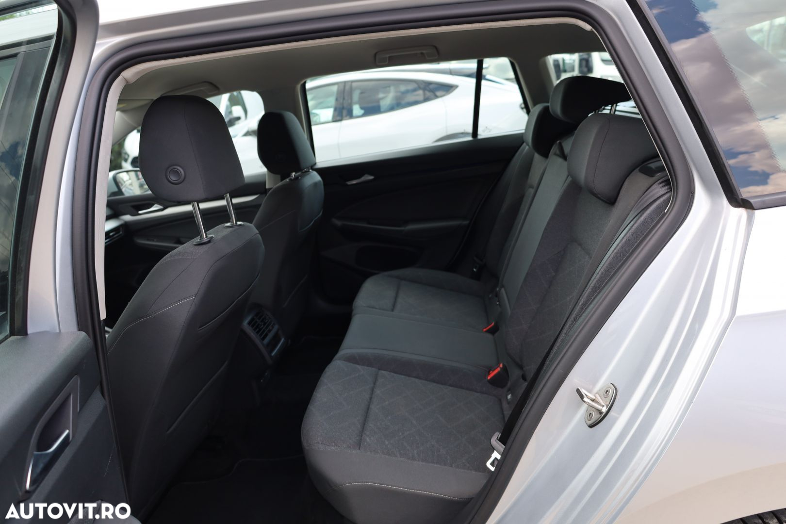 Volkswagen Golf 2.0 TDI Life - 13