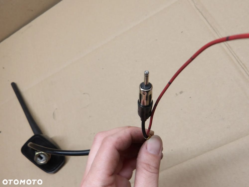 NISSAN X-TRAIL T30 00-07r. ANTENA DACHOWA - 3