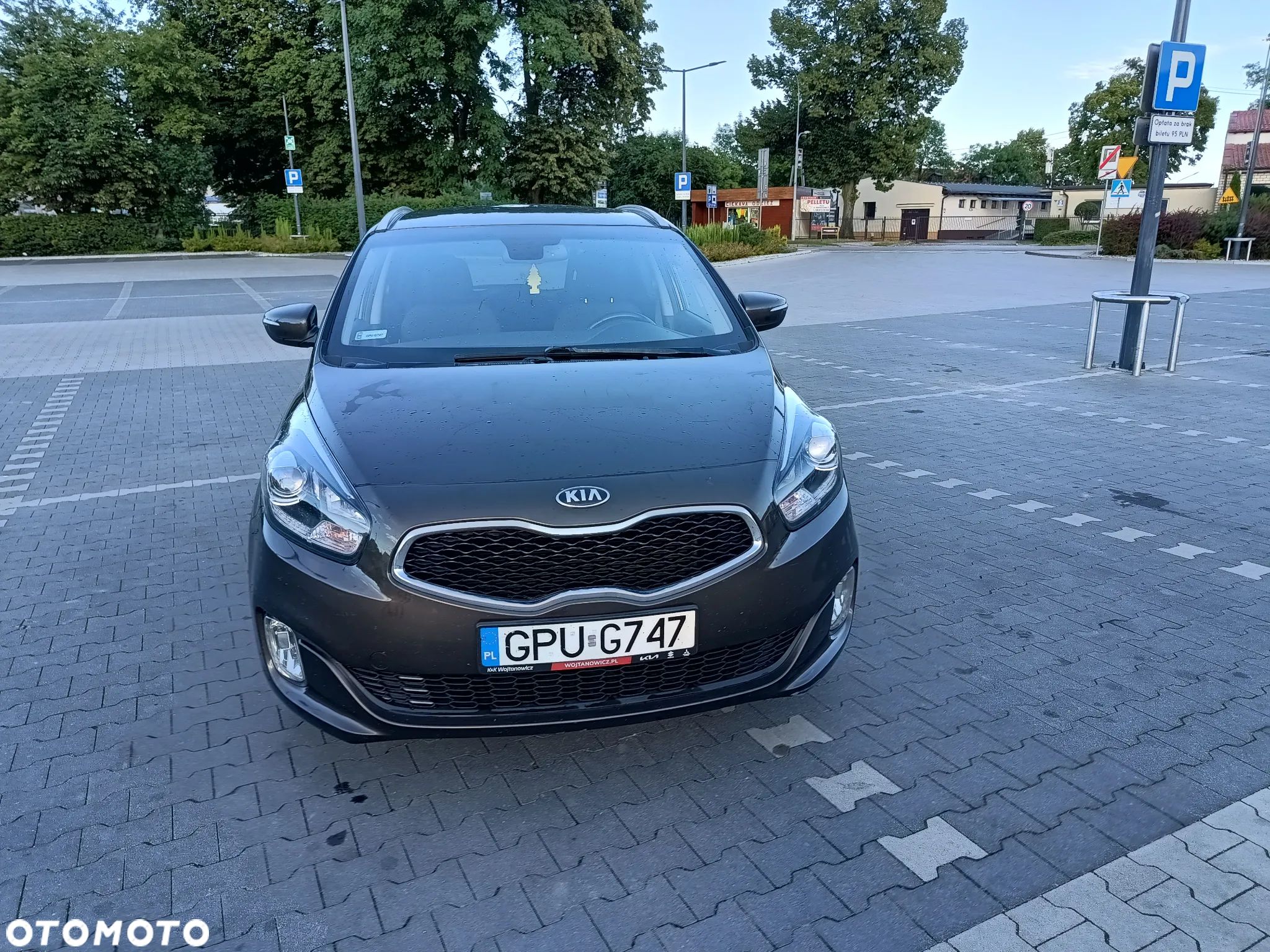 Kia Carens 1.6 GDI Business Line EU6 - 1