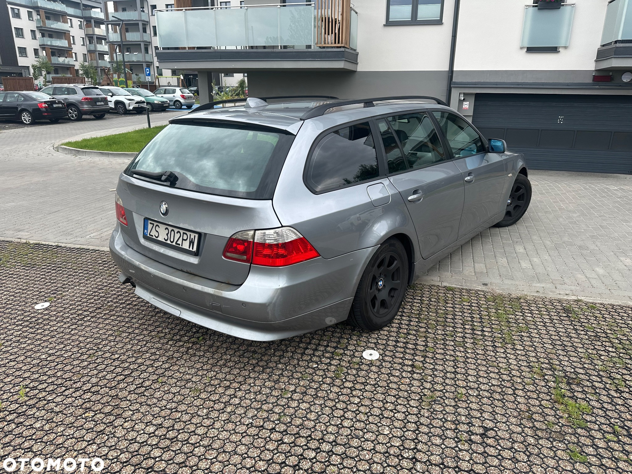 BMW Seria 5 525d Touring - 4