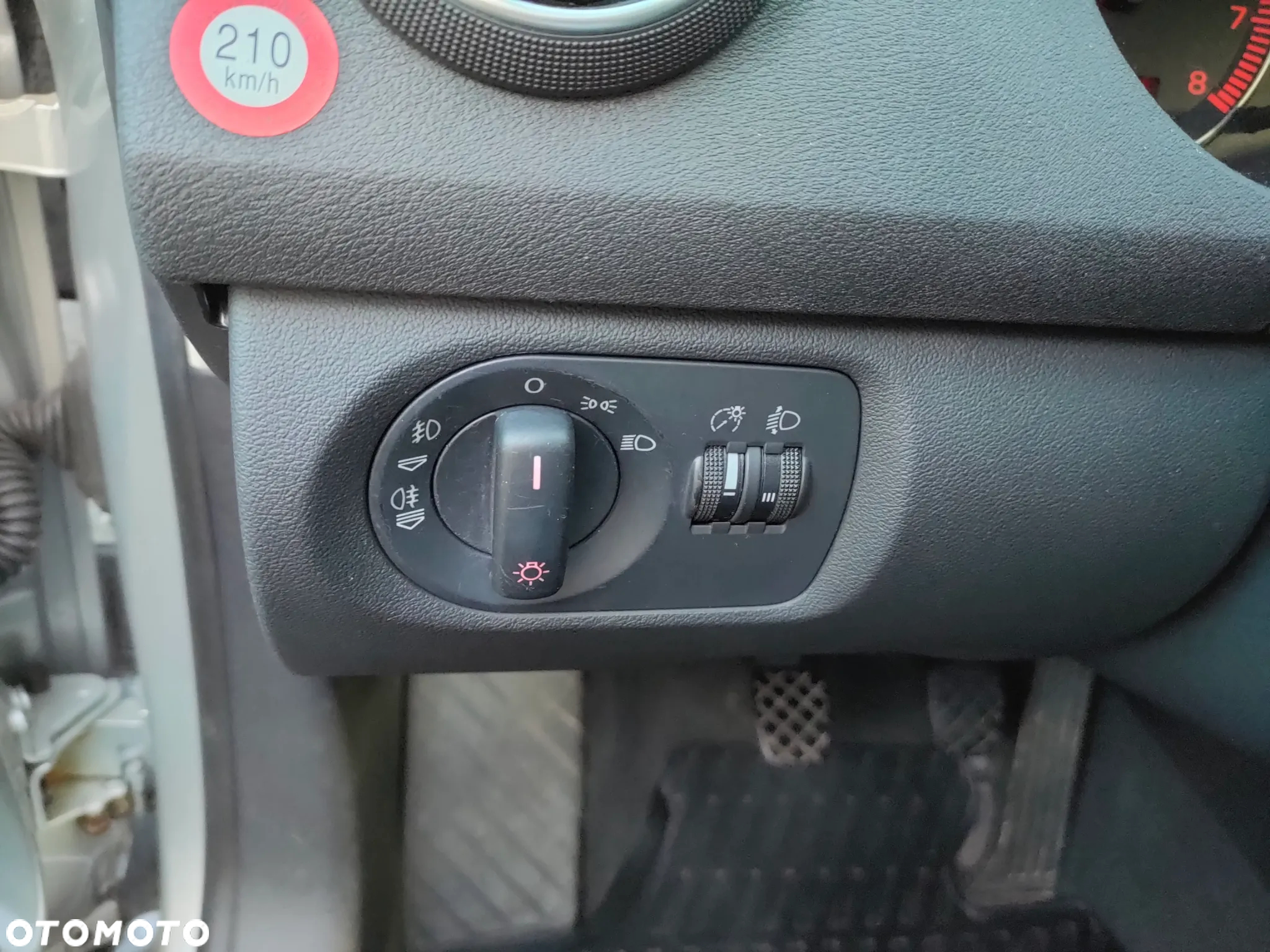 Audi A3 1.6 Attraction - 25