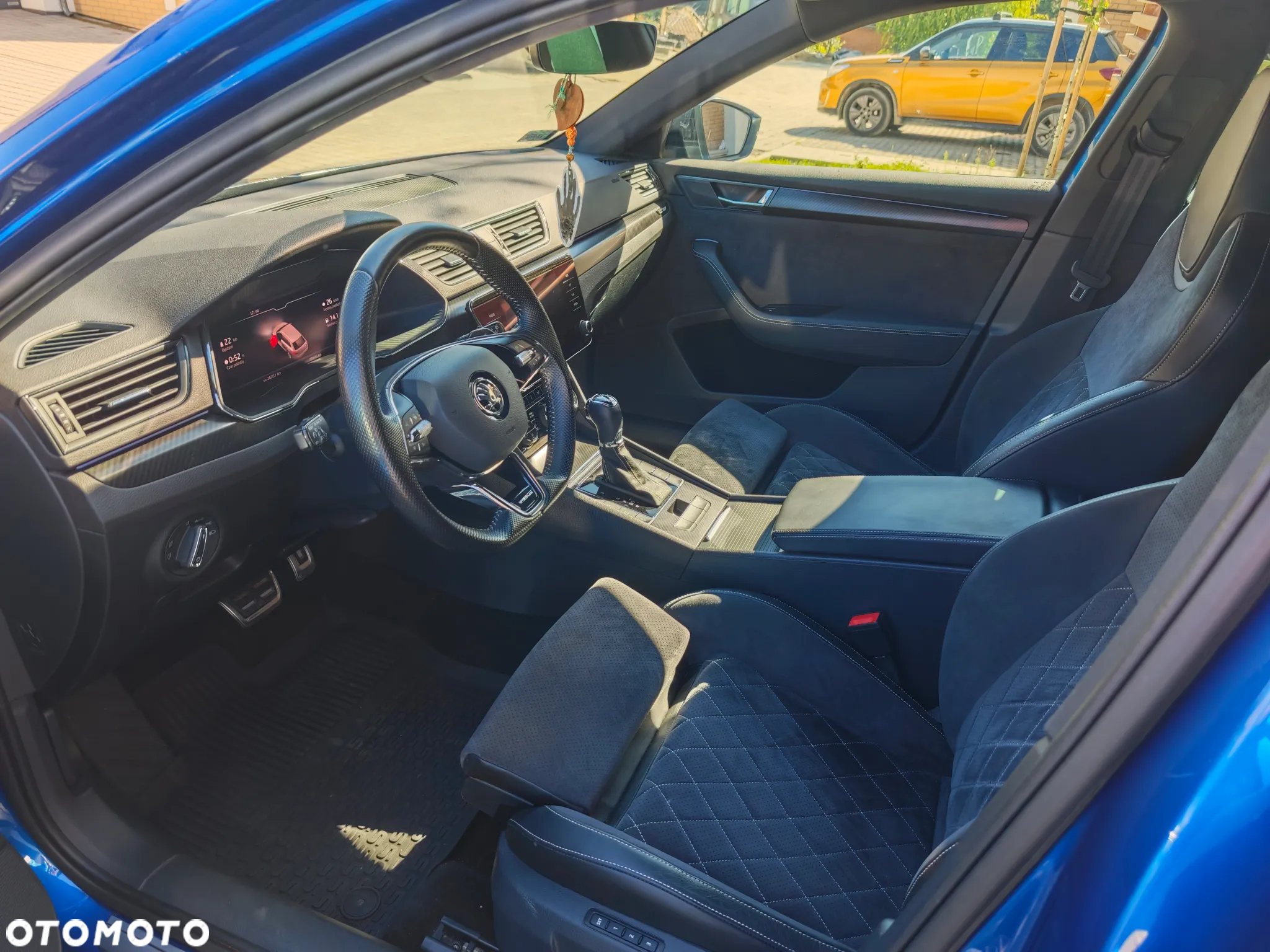 Skoda Superb 2.0 TSI 4x4 Sportline DSG - 19