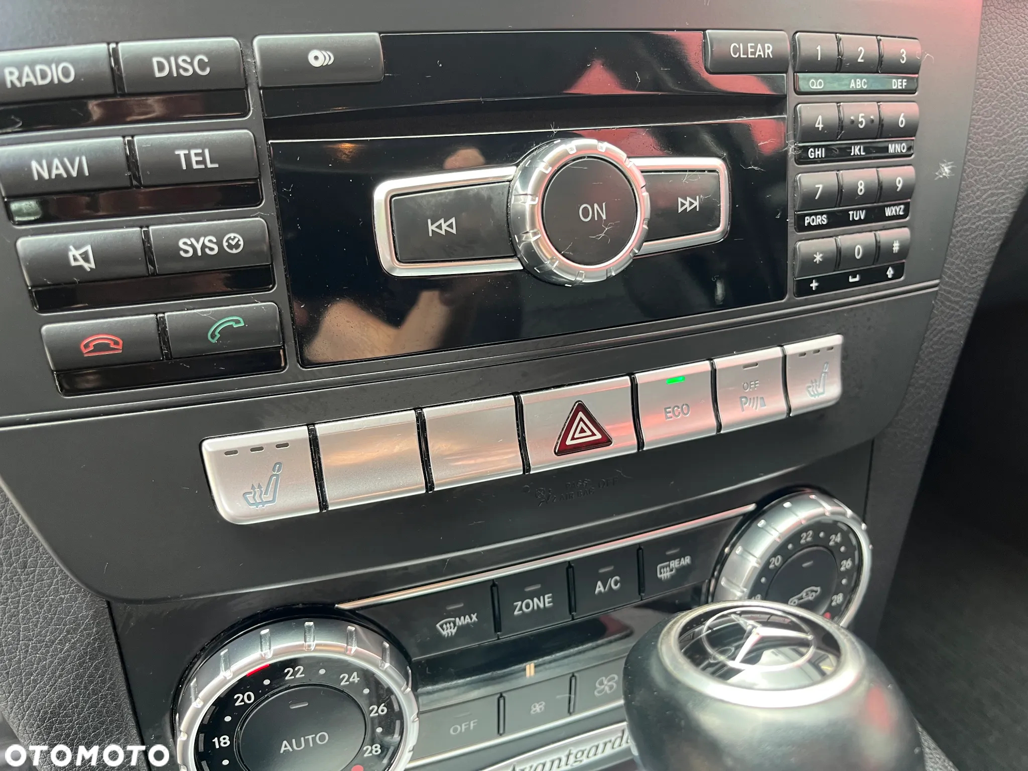 Mercedes-Benz Klasa C 180 T BlueEFFICIENCY 7G-TRONIC Avantgarde - 15
