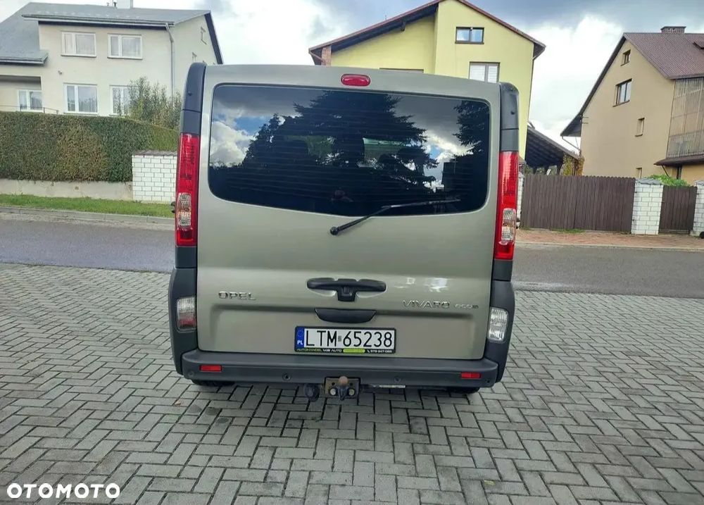 Opel Vivaro - 9