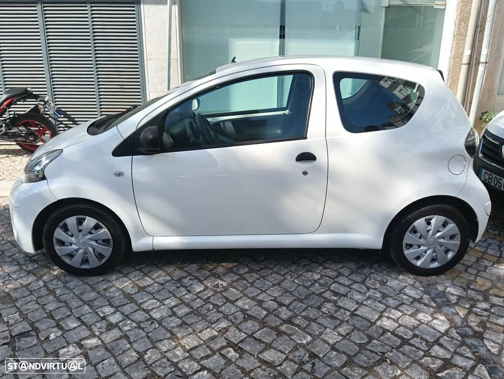 Toyota Aygo 1.0 Plus - 4
